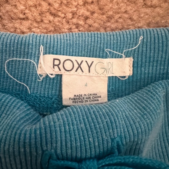 Girls Roxy shorts - Picture 2 of 3